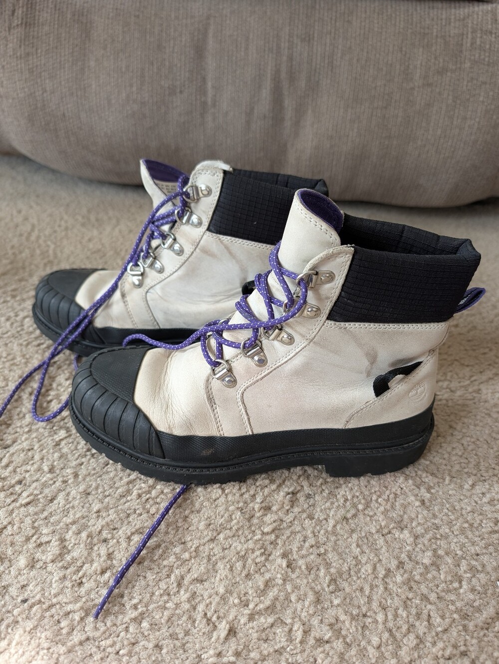 Timberland Cream and Black Lace-Up Women's Boots with Purple Laces